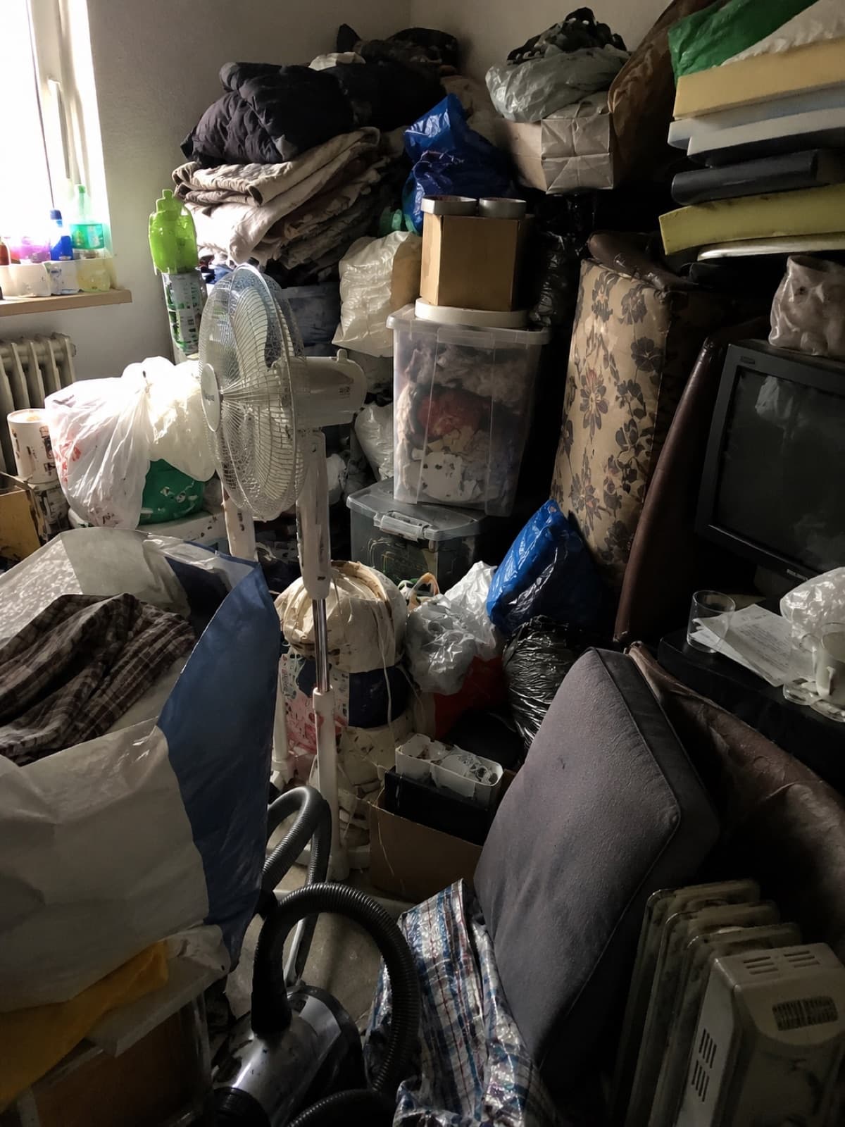 Typische Ausgangslage vor einer Messie-Wohnung im Raum Frankfurt / Rhein-Main